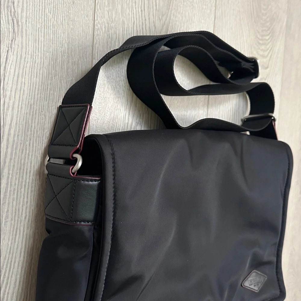 🖤 NEW MZ WALLACE Bleecker Messenger bag black crossbody bag straps nylon unisex